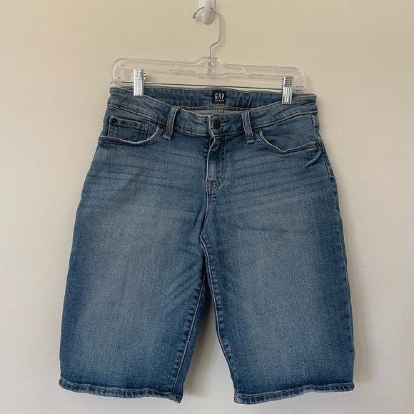 LONG DENIM MOM SHORTS - Picture 1 of 5